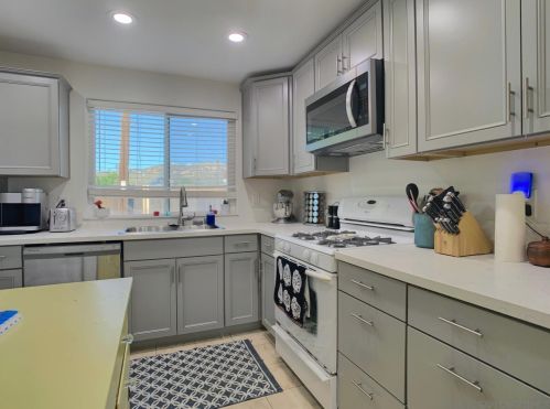 1644 Stone Edge Cir, El Cajon CA  92021-2974 exterior