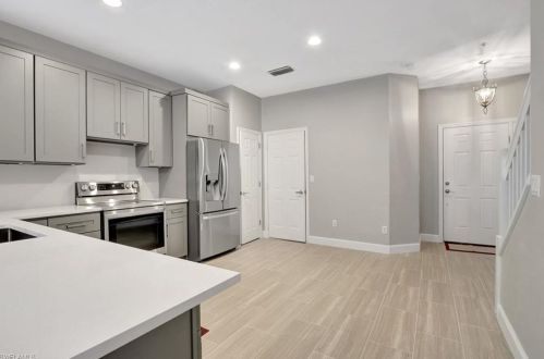 15629 Marcello Cir, Naples, FL 34110-2835