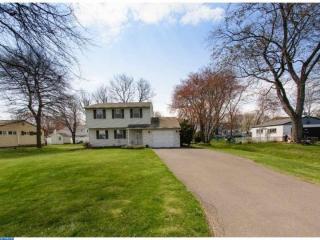 868 Jefferson Ave, Langhorne, PA 19047-5434