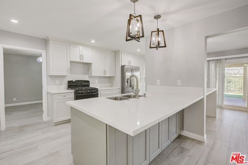 19855 Vista Hermosa Dr, Walnut CA  91789-1736 exterior