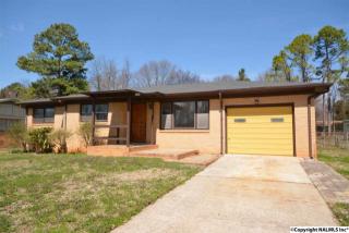 4706 Cavett Dr, Huntsville, AL 35810-2550