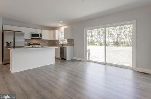 75 Honolulu Rd, Frankford DE  19945-2019 exterior