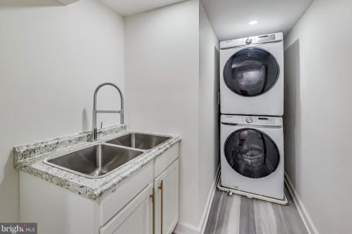 5619 2nd Pl, Washington DC  20011-2201 exterior