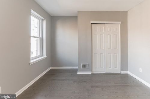 2022 Manton St, Philadelphia PA  19146-4328 exterior