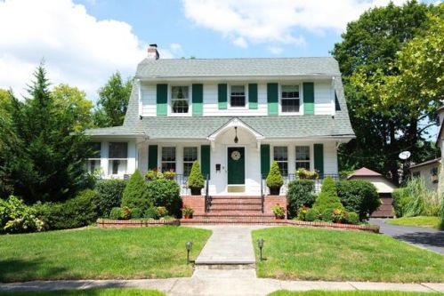 709 Raymere Ave, Tinton Falls, NJ 07712-4334