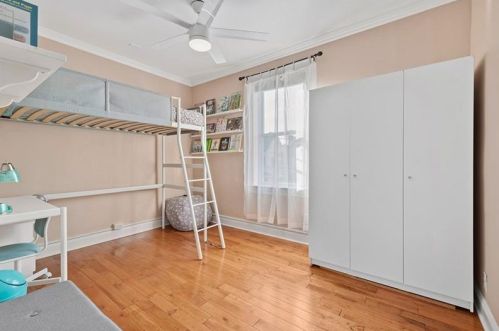 15 Hawthorne Ave, Pittsburgh PA 15229-2044 exterior