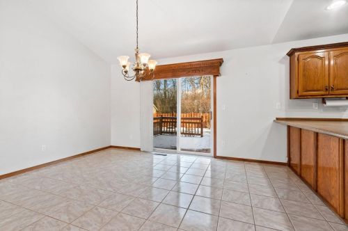 1046 Melody Dr, Green Bay WI  54303-6375 exterior