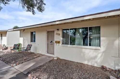 426 Silverbell Rd, Tucson, AZ 85745-2628