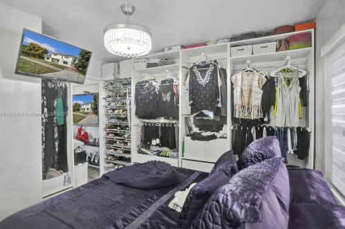 921 18th St, Hialeah FL  33010-2322 exterior