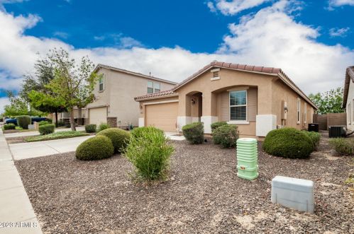 967 Leslie Ave, San Tan Valley AZ  85140-4100 exterior