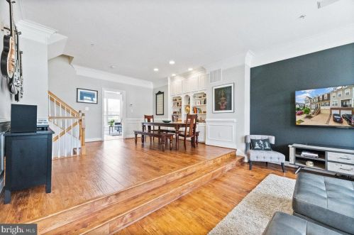 43025 Mill Race Ter, Leesburg, VA 20176-6869