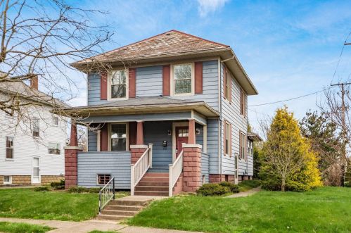 1724 Euclid Ave, Zanesville, OH 43701-2350