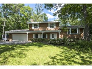 8117 Lea Rd, Minneapolis, MN 55438-1259