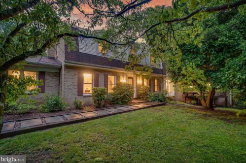 38830 Shoemaker Ln, Lovettsville, VA 20180-3016