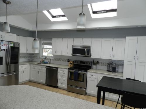 141 Moffitt Blvd, Islip Manor NY  11751-2916 exterior