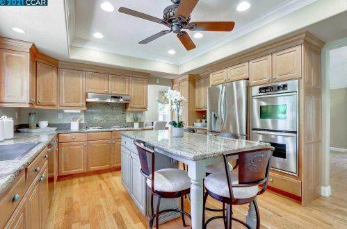 62 Longview Ct, Danville CA  94526-3610 exterior