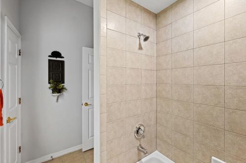 19801 Wetherby Ln, Lutz FL  33549-9329 exterior