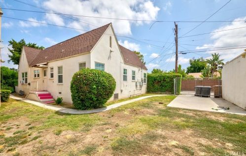 900 Chapman Ave, Fullerton, CA 92831-3810