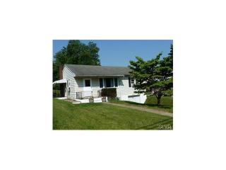 441 Greenwood Ave, Easton PA  18045-2533 exterior