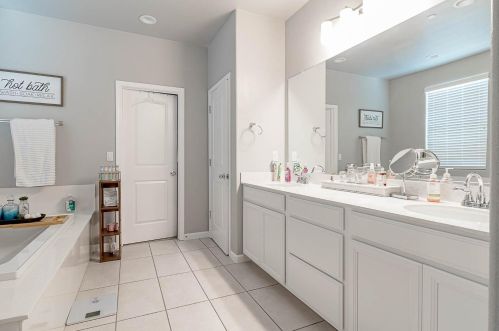473 Aldrich Ave, Livingston CA  95334-9130 exterior