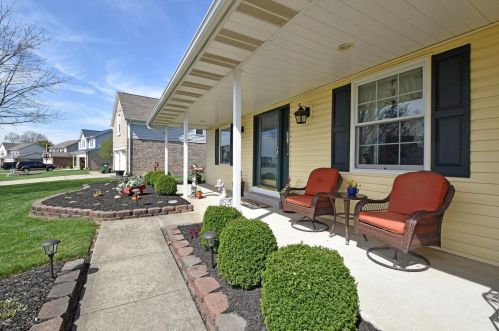 6890 Woodland View Dr, Liberty Township, OH 45044