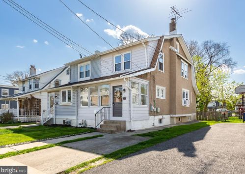 17 Ridgeway Ave, Manor PA  19036-1923 exterior