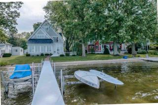 13285 Eastshore Dr, Syracuse, IN 46567-8460