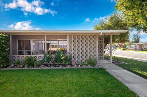 13241 El Dorado Dr, Seal Beach, CA 90740-3389