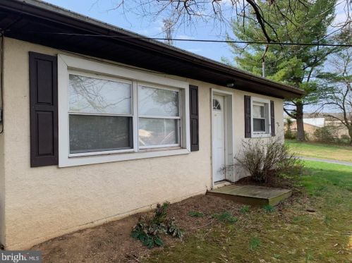 933 Nixon Dr, Navy Sup Dpt, PA 17055-4047