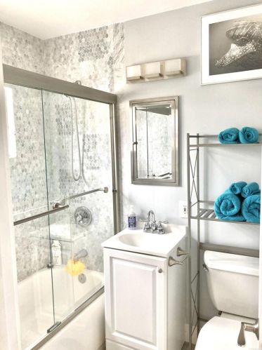 814 Capistrano Pl, San Diego CA 92109-8106 exterior