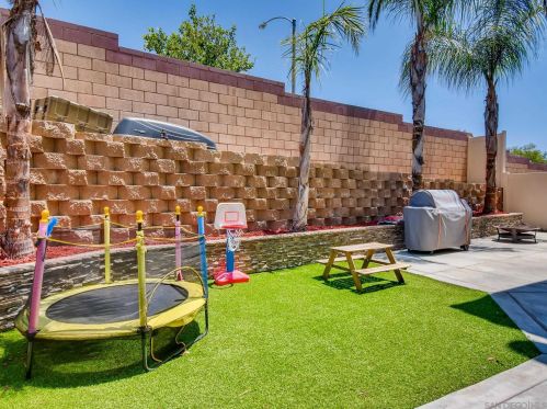 34314 Woodmont, Lake Elsinore CA  92532-2998 exterior