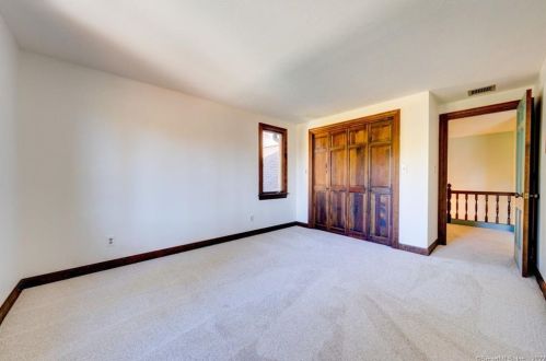 58 Quail Hollow Dr, Southington CT  06489-1616 exterior