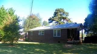 104 Sanders Dr, Greenwood, SC 29649-9629