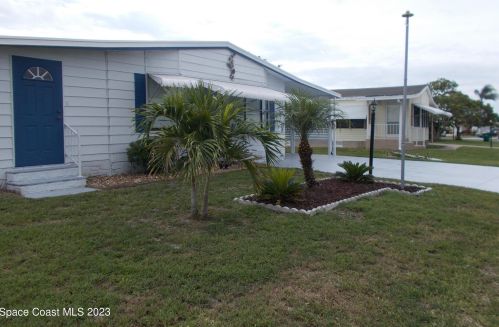 927 Hyacinth Cir, Sebastian FL  32976-7668 exterior