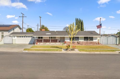 8426 Mars Dr, Buena Park, CA 90620-3342