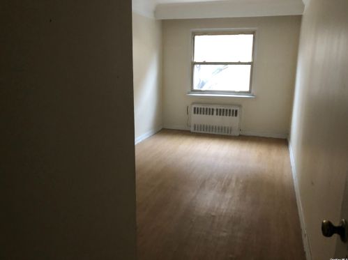 43-31 44th St, Long Island City, NY 11104-2055
