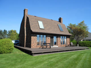 740 Lakeview Dr, Rio Creek, WI 54201-1012
