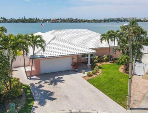 6470 4th Palm Pt, Saint Petersburg, FL 33706-2116