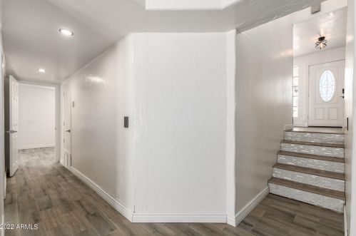 4913 Acoma Dr, Glendale AZ  85306-3828 exterior