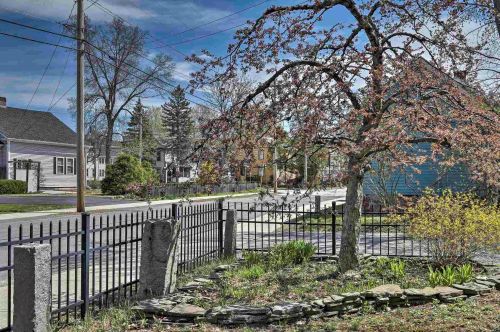 18 High St, Keene NH  03431-3025 exterior