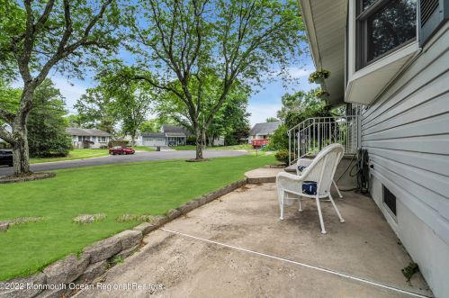 10 Trinity Pl, Jackson Twp NJ  08527-1822 exterior