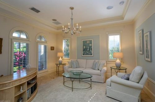 272 1st Ave, Naples FL  34102-5960 exterior
