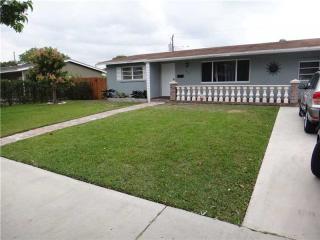 5020 95th Ave, Miami, FL 33165-6430