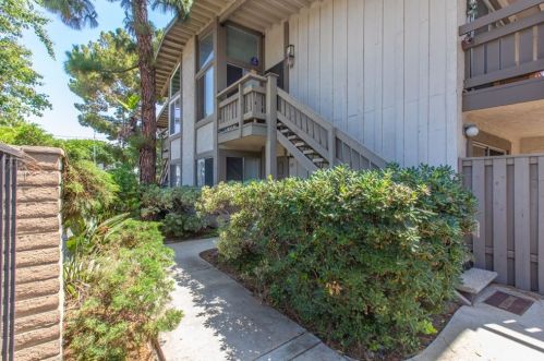 20408 Vermont Ave, Torrance, CA 90502-1559