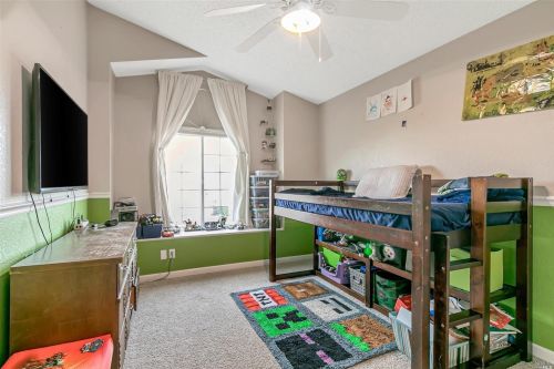 166 Buttercup Cir, Vacaville CA  95687-7319 exterior