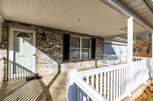 6488 Morning Sun Rd, Miami OH  45056-8841 exterior