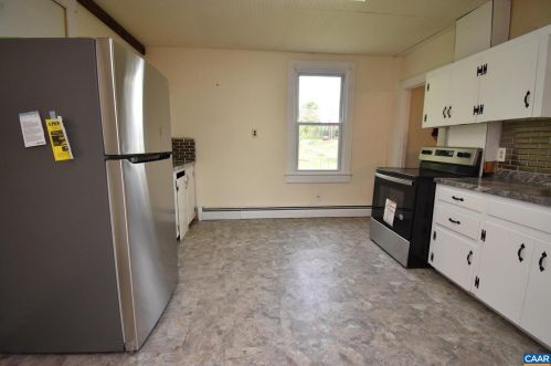 115 Madison Rd, Stanardsville VA  22973-2934 exterior