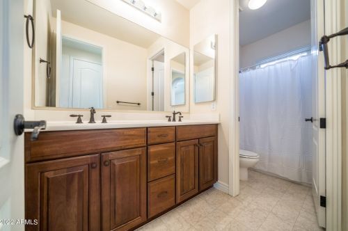 3437 Valerie Dr, Chandler AZ  85286-2371 exterior