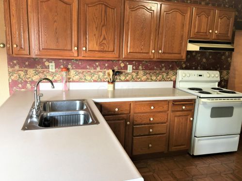 326 Blagrove St, Richwood OH  43344-1015 exterior