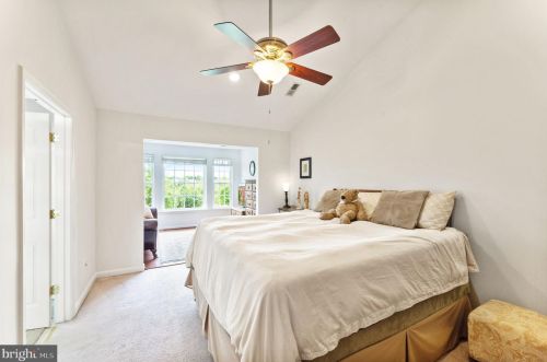 6352 Cullen Pl, Haymarket VA  20169-5400 exterior